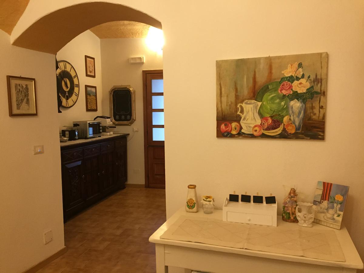 La Terra Di Mingo Bed and Breakfast Vado Ligure Buitenkant foto