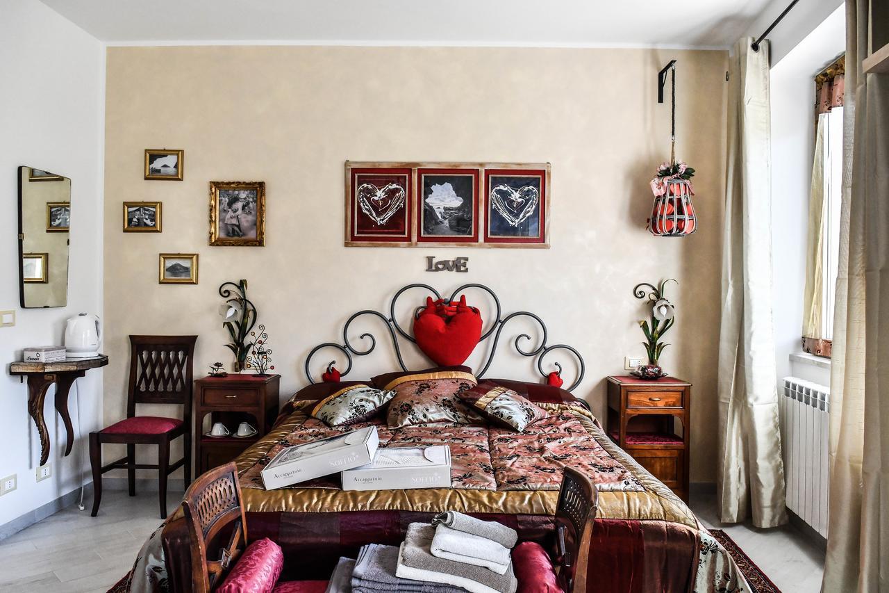 La Terra Di Mingo Bed and Breakfast Vado Ligure Buitenkant foto