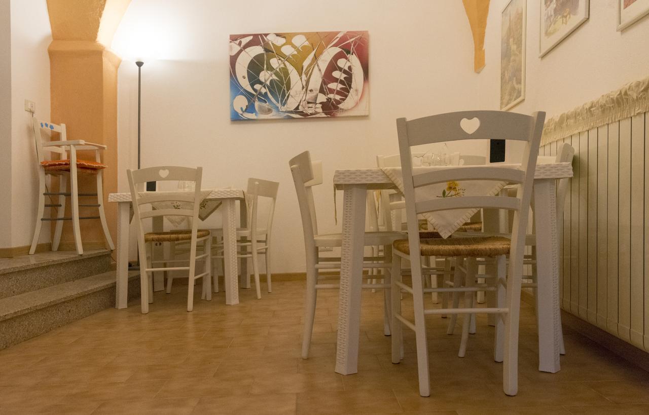 La Terra Di Mingo Bed and Breakfast Vado Ligure Buitenkant foto