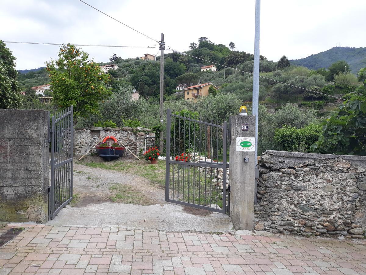 La Terra Di Mingo Bed and Breakfast Vado Ligure Buitenkant foto